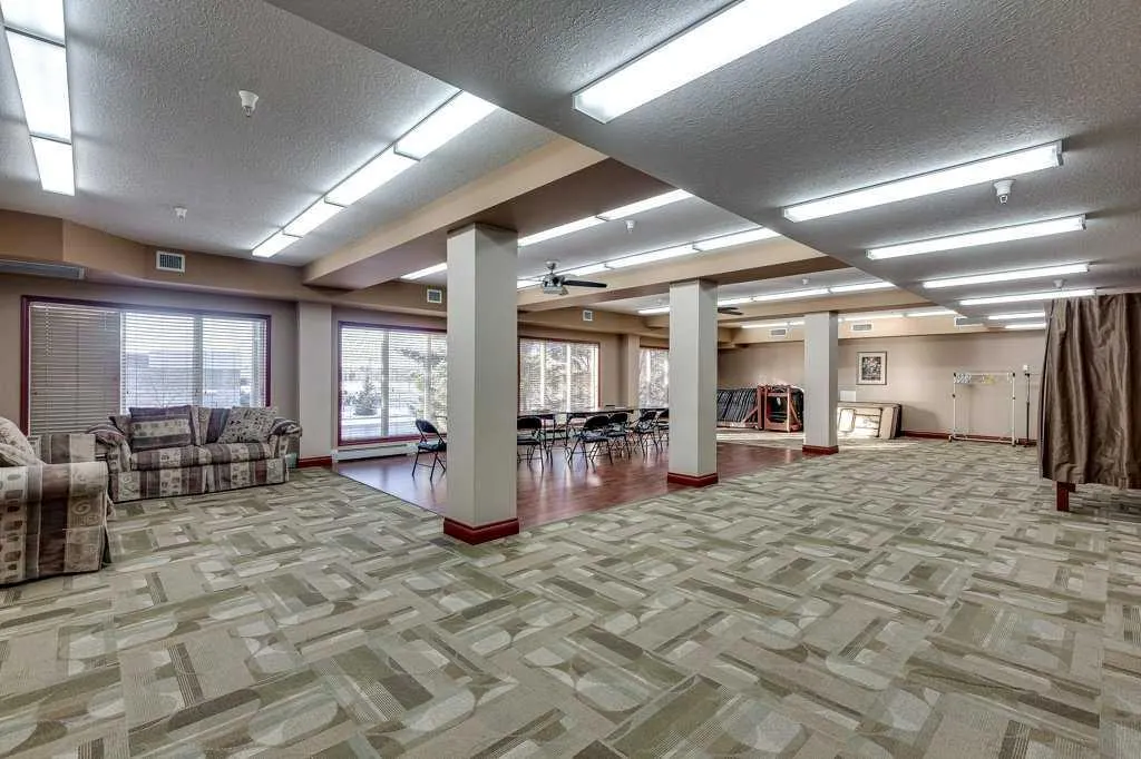 5300 48 Street, #304