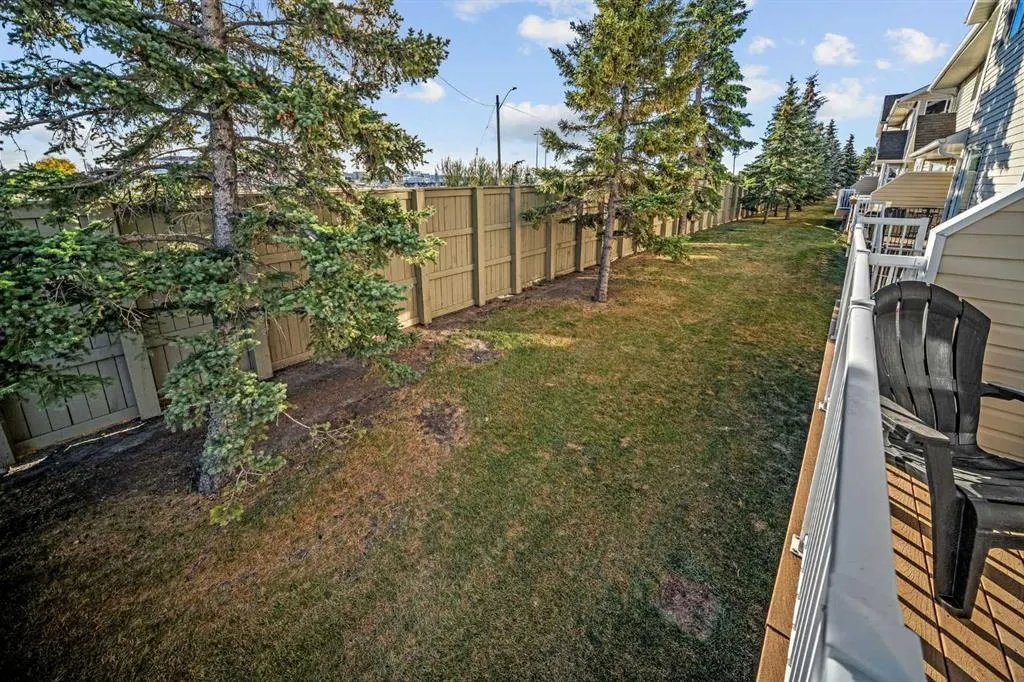 567 Edmonton Trail NE, #12