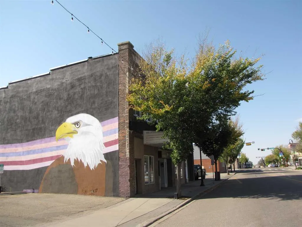 4939 50 Street