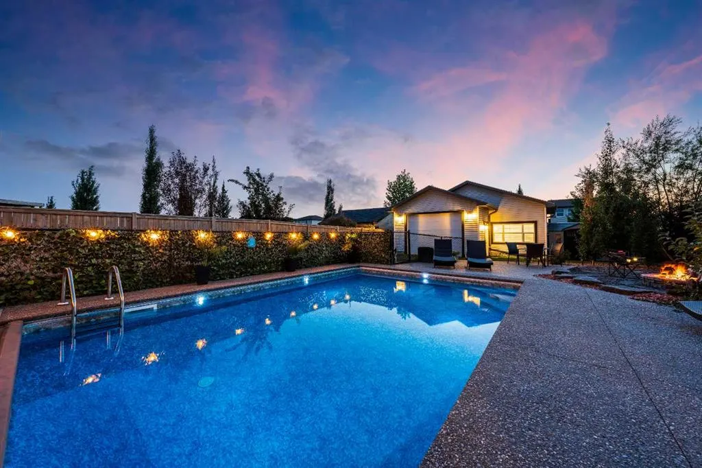 83 Hanson Drive NE