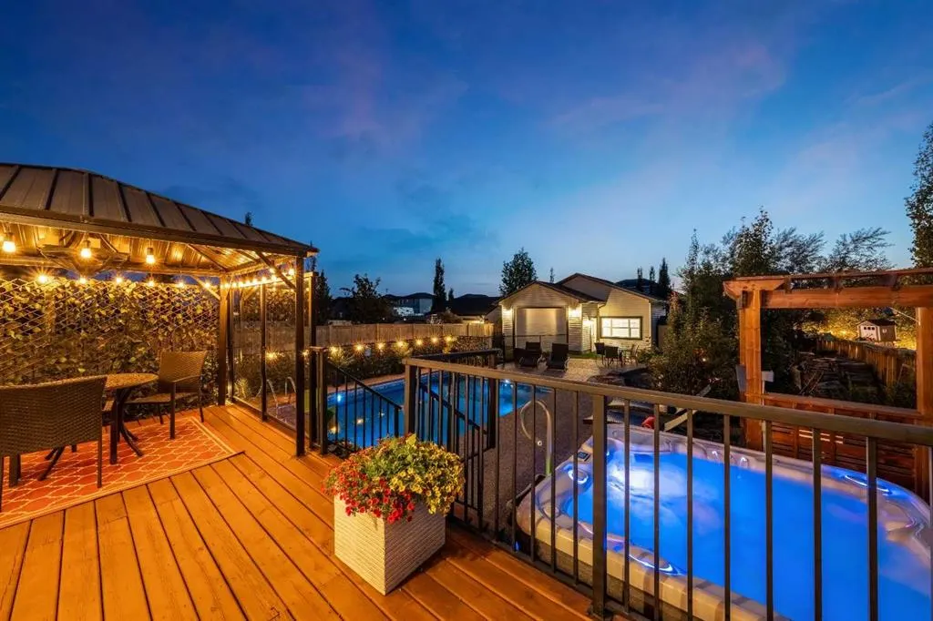 83 Hanson Drive NE