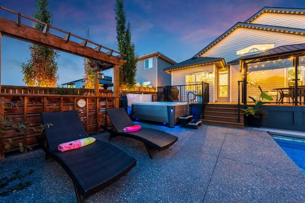 83 Hanson Drive NE