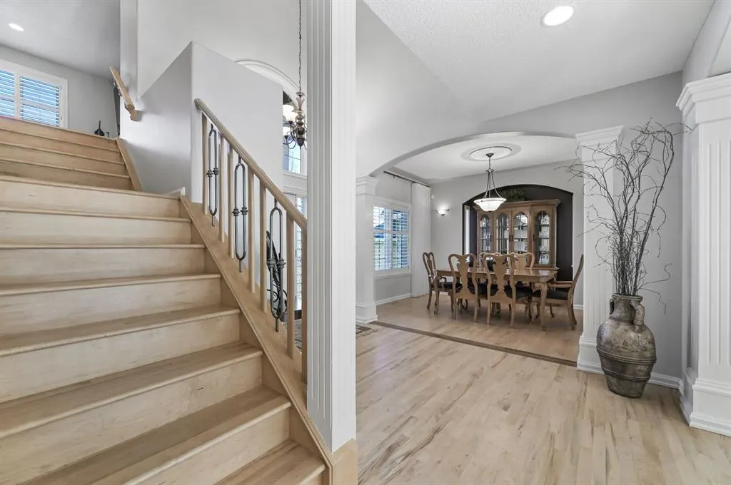 1458 Strathcona Drive SW