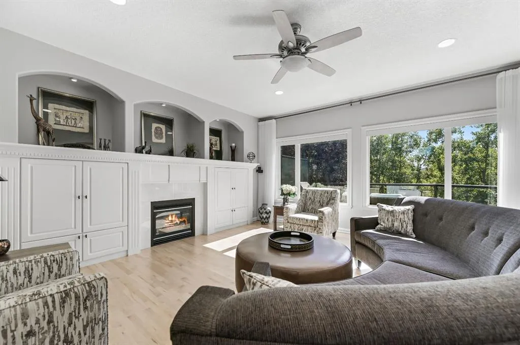 1458 Strathcona Drive SW