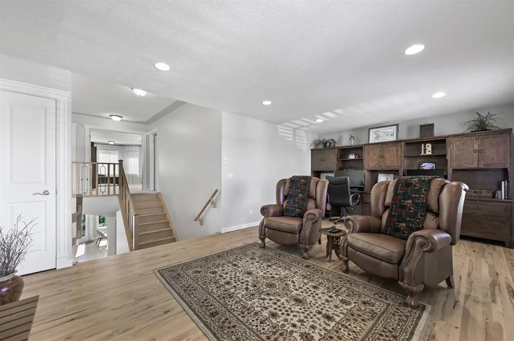 1458 Strathcona Drive SW