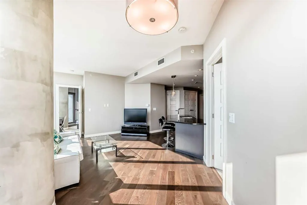225 11 Avenue SE, #2805