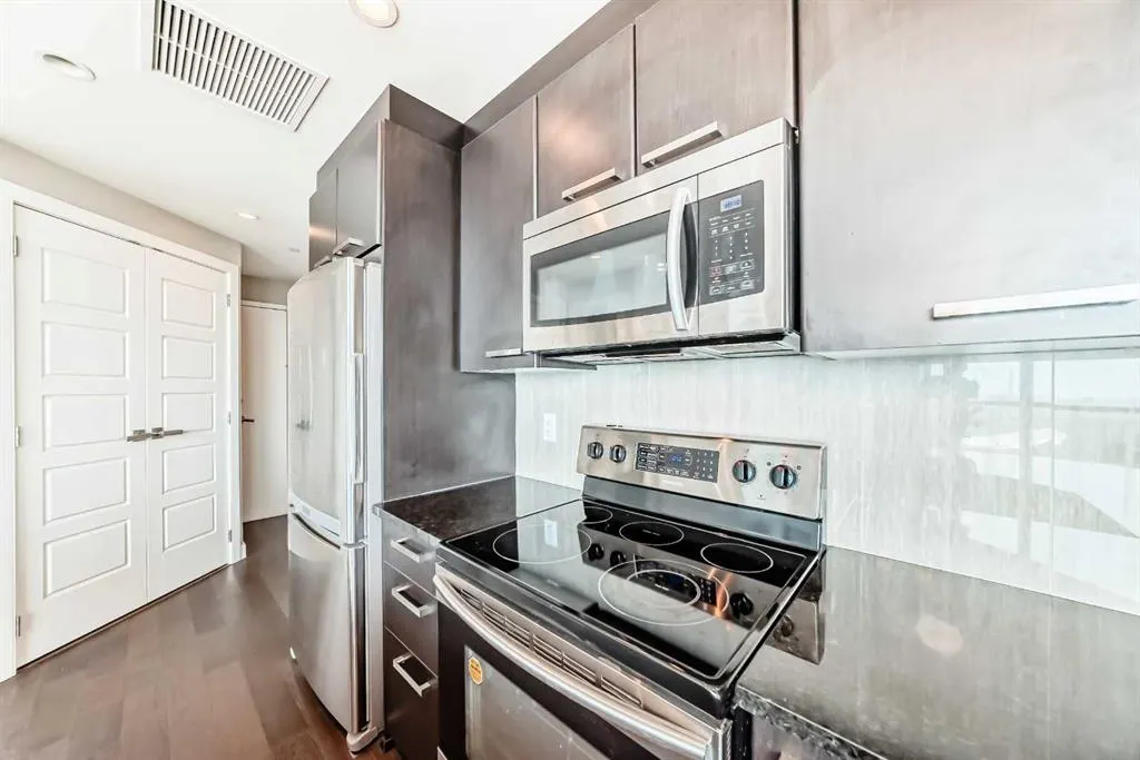 225 11 Avenue SE, #2805