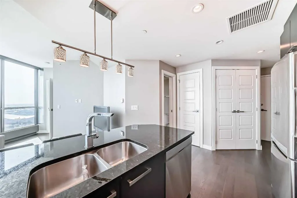225 11 Avenue SE, #2805