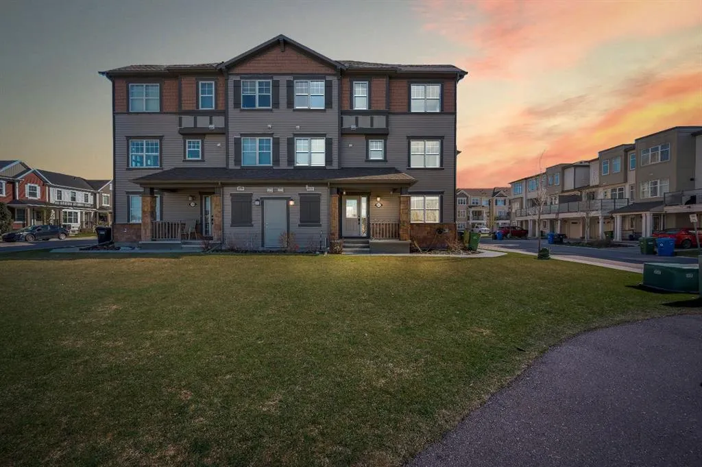 341 Cityscape Court NE