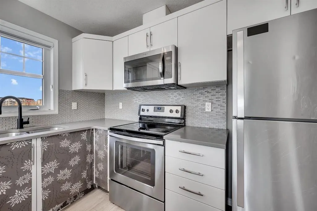 341 Cityscape Court NE