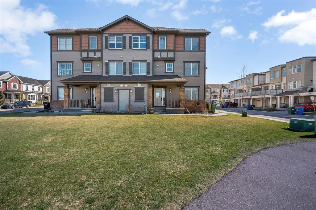 341 Cityscape Court NE