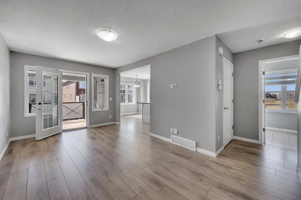 341 Cityscape Court NE