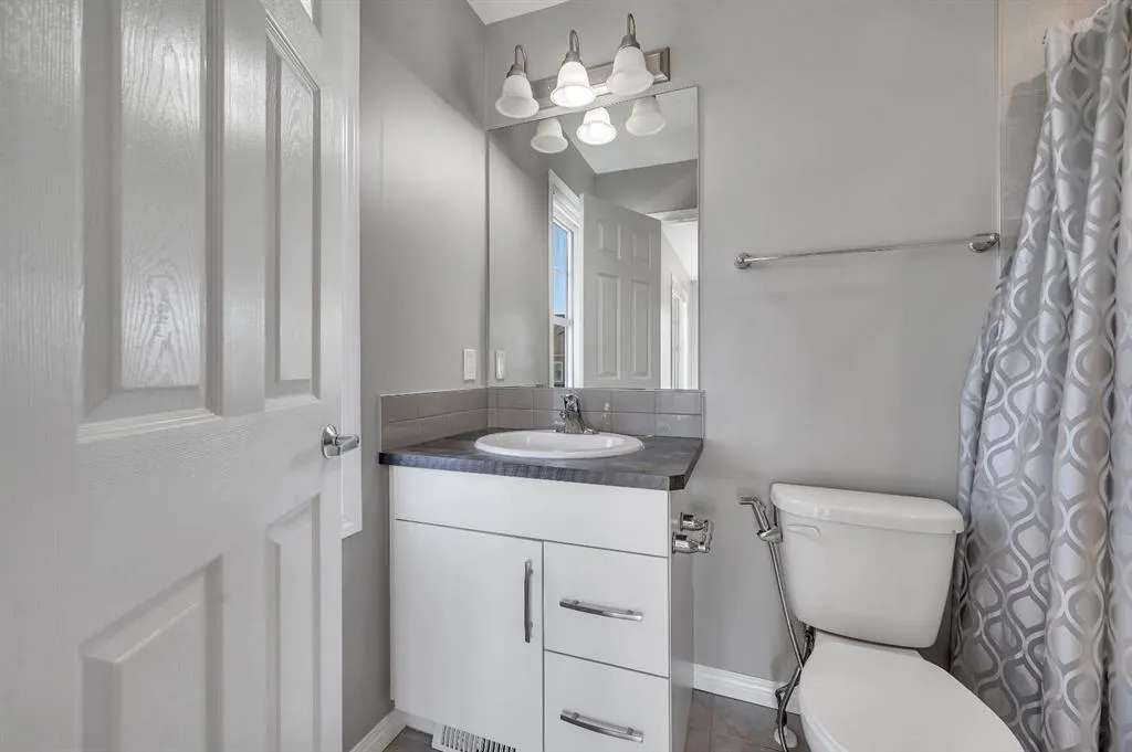341 Cityscape Court NE