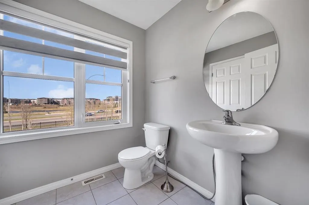 341 Cityscape Court NE