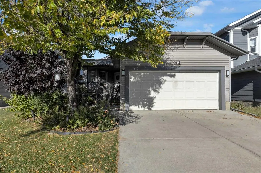 266 Canals Circle SW