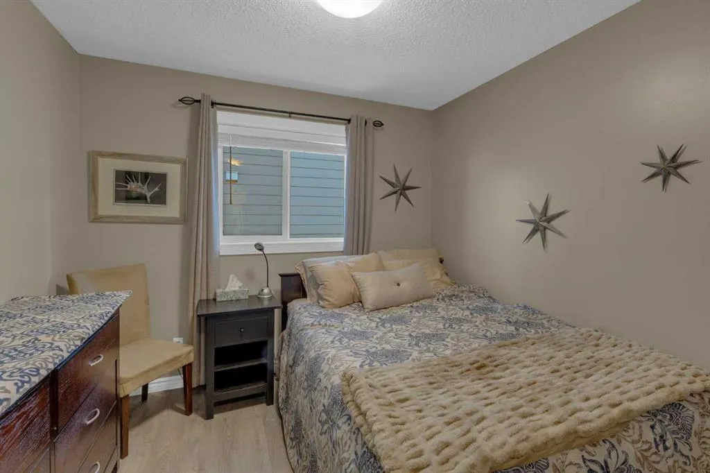 266 Canals Circle SW