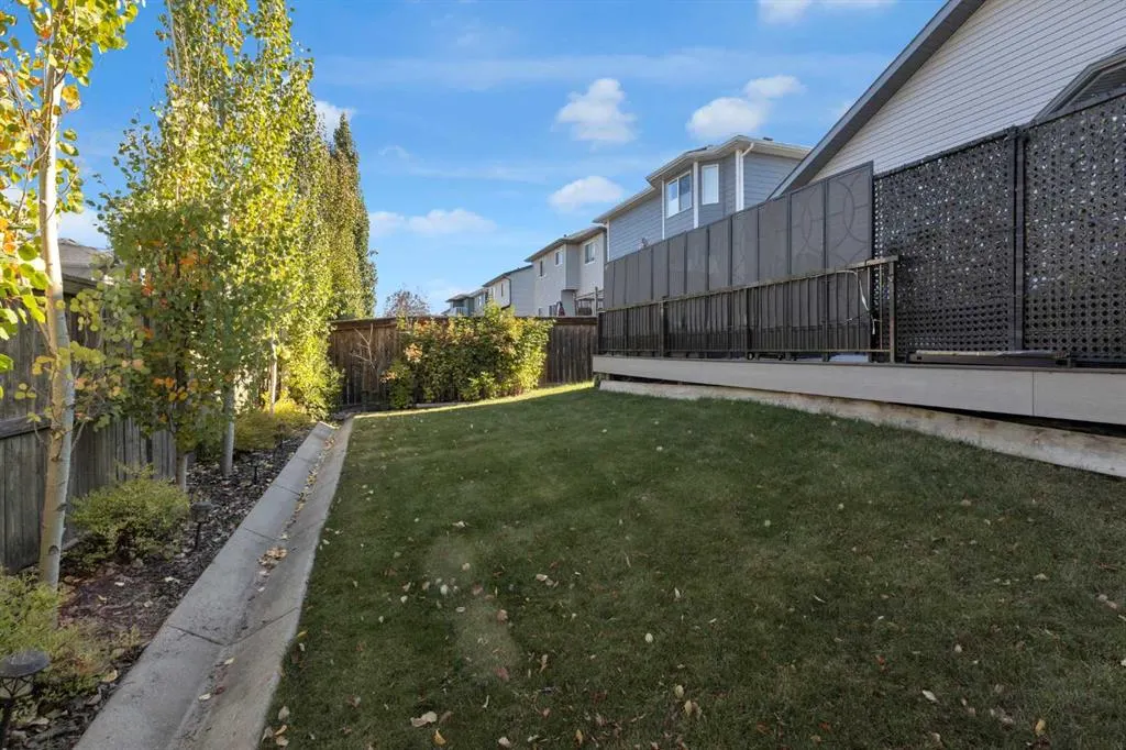 266 Canals Circle SW