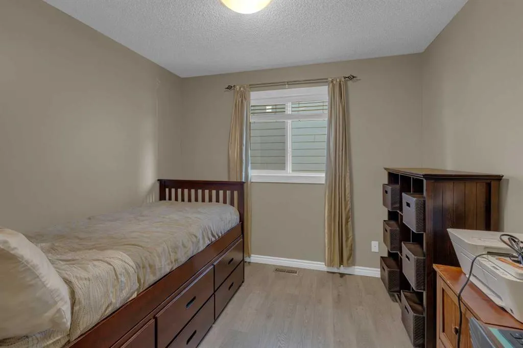 266 Canals Circle SW