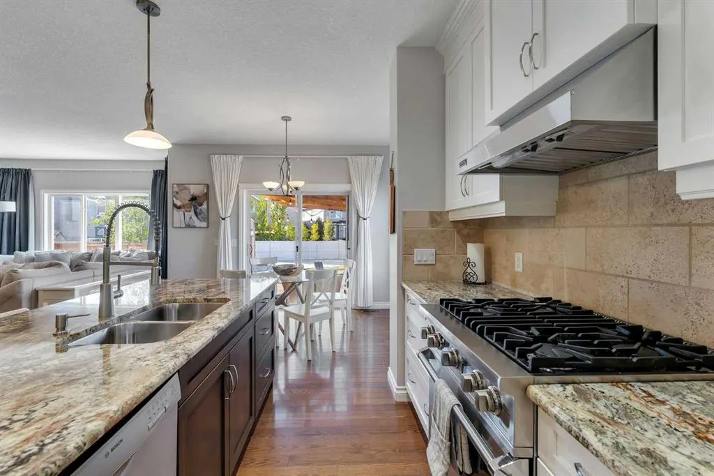101 Bayside Court SW