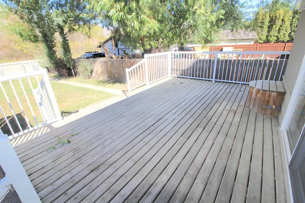 2 Forest Close