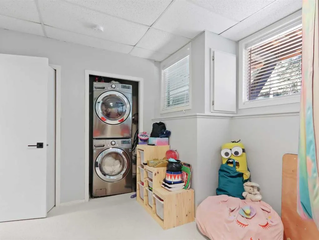 242 Benchlands Terrace, #24