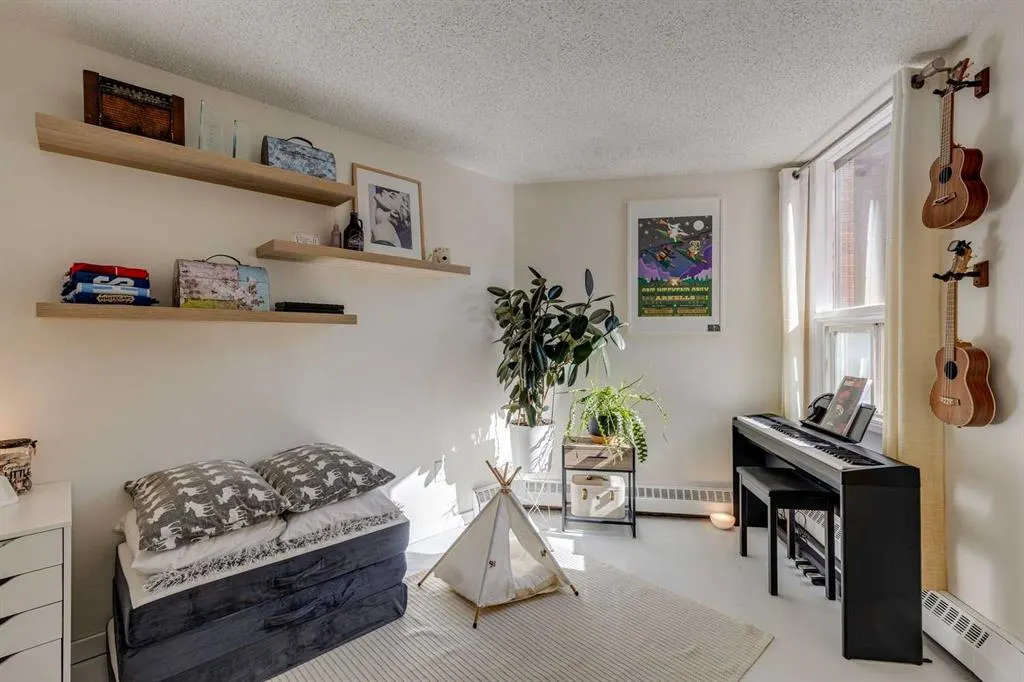 626 15 Avenue SW, #302