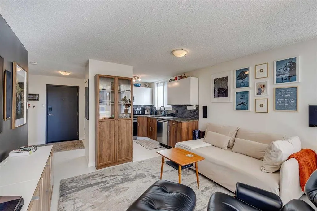 626 15 Avenue SW, #302