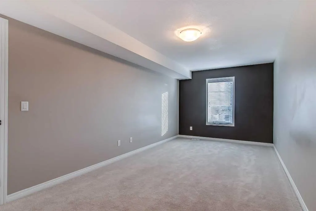 298 Somerset Way SE, #32
