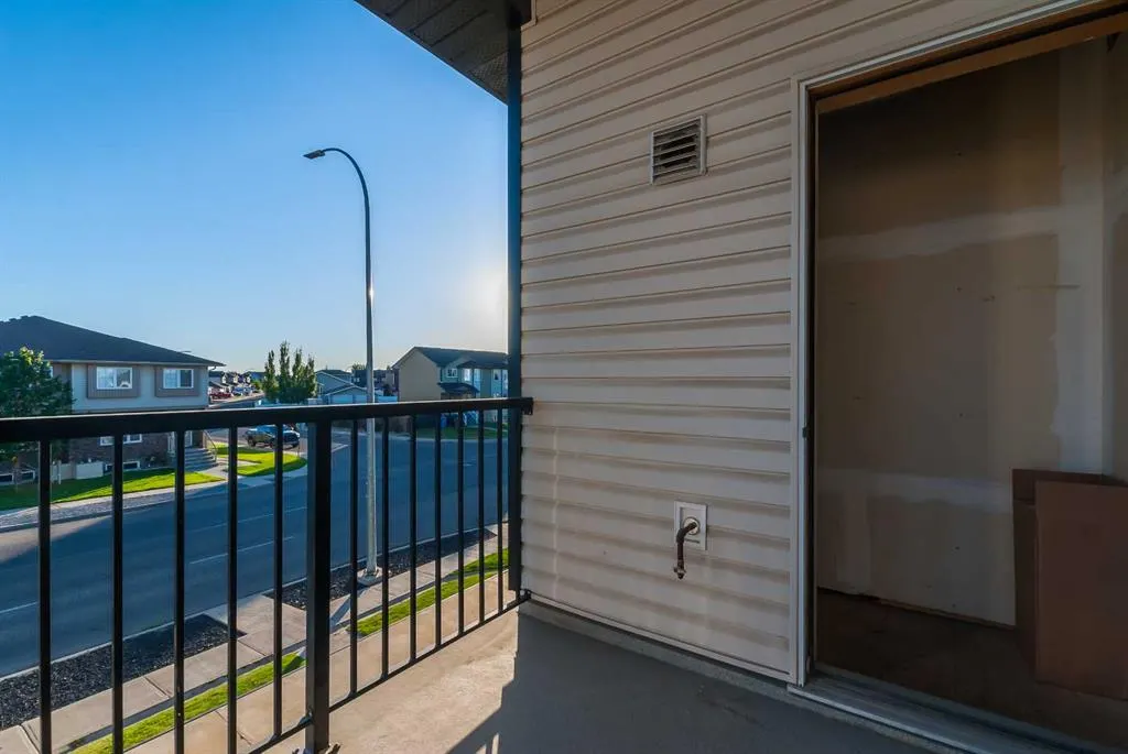 298 Somerset Way SE, #32