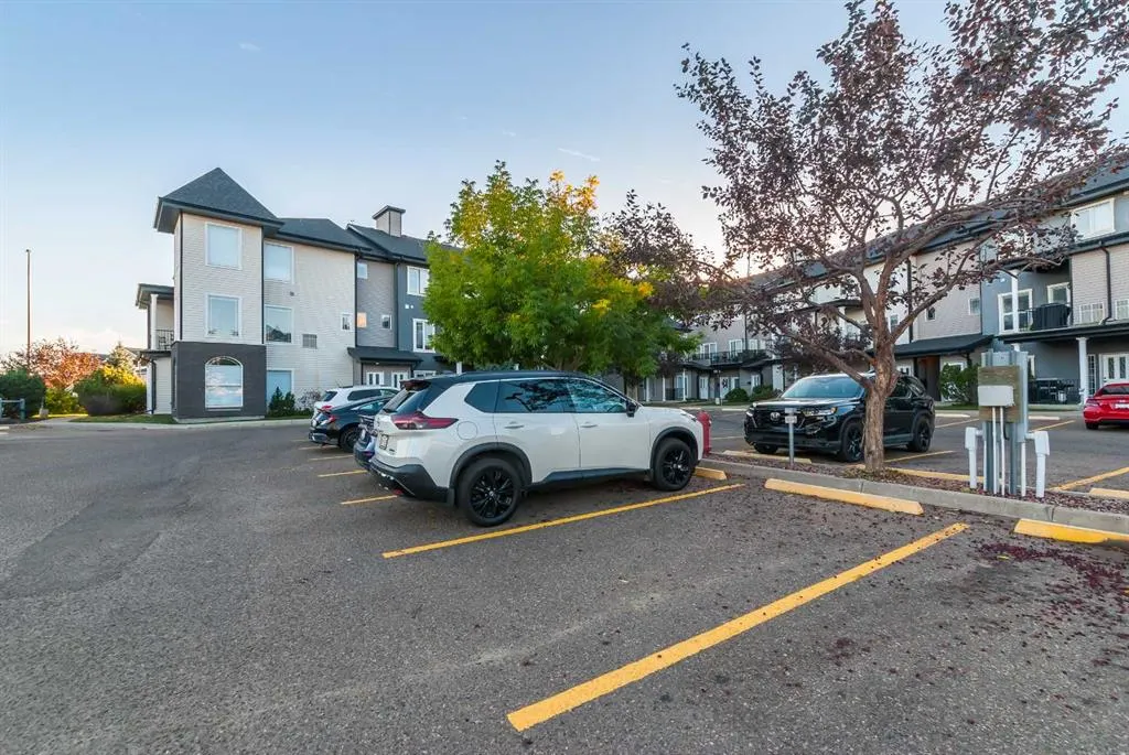 298 Somerset Way SE, #32