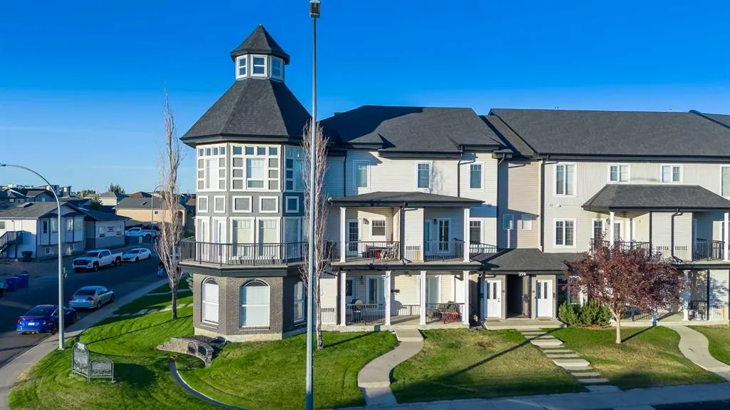 298 Somerset Way SE, #32