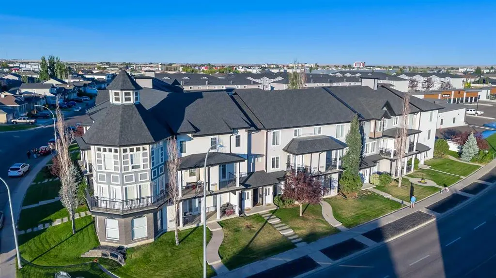 298 Somerset Way SE, #32