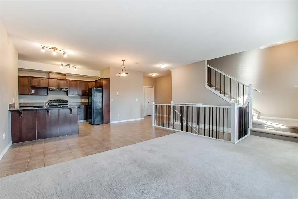 298 Somerset Way SE, #32