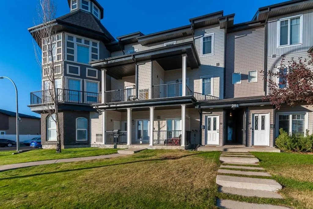298 Somerset Way SE, #32