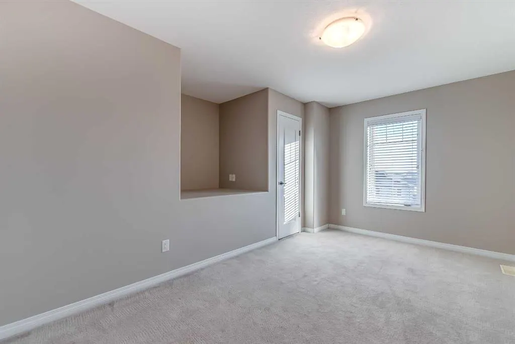 298 Somerset Way SE, #32