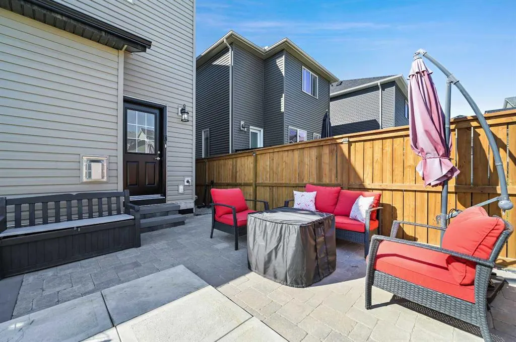 70 Nolanfield Terrace NW