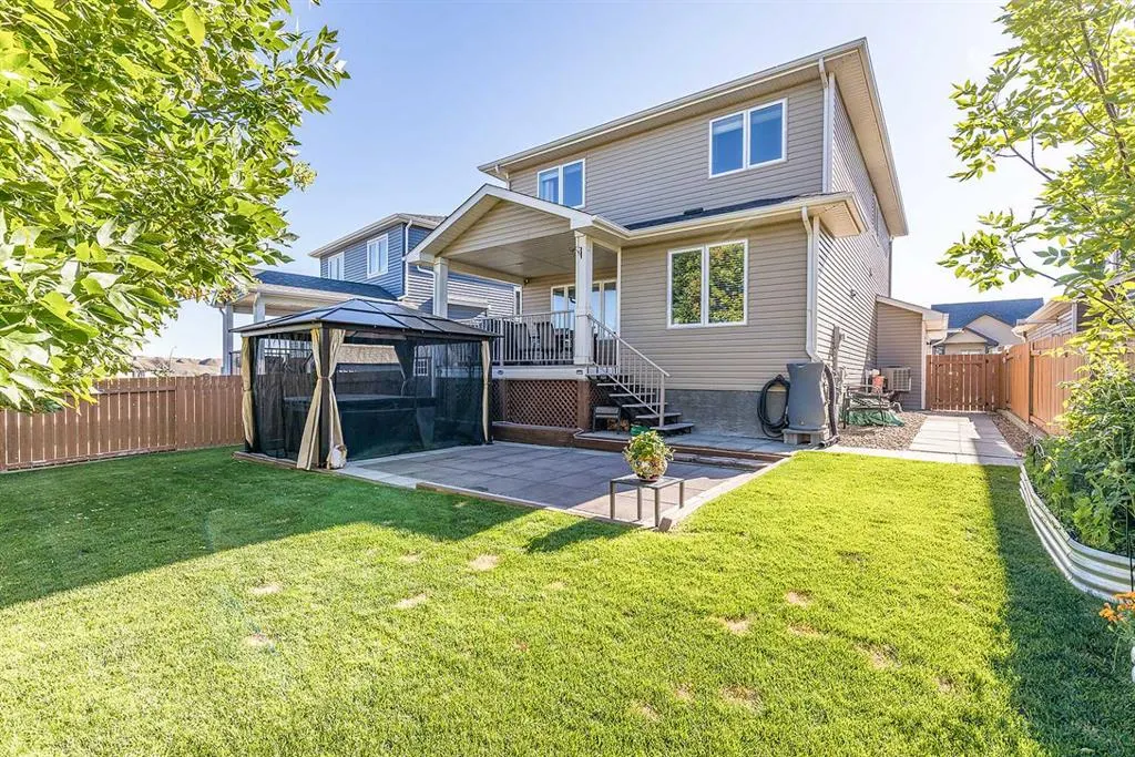 16 Ranchview Way NE