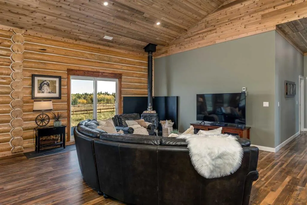 32101 Range Road 50