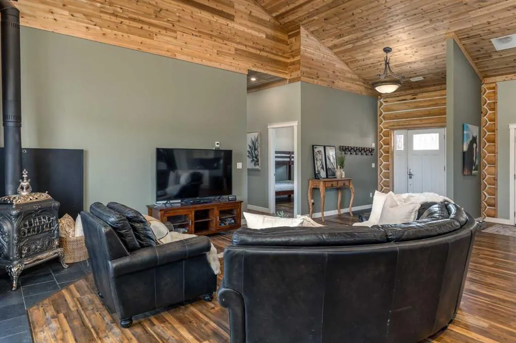 32101 Range Road 50