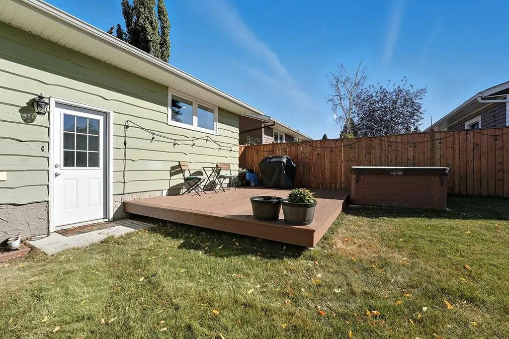 5215 38 Street Crescent