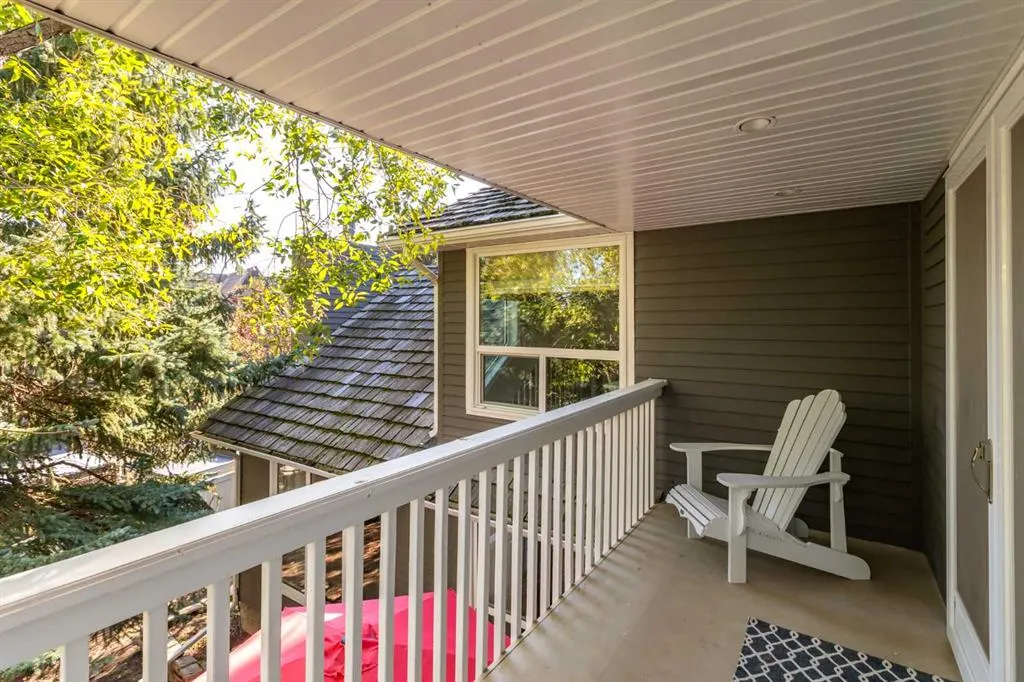 4 Wood Willow Place SW