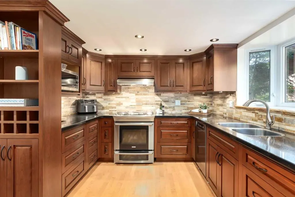4 Wood Willow Place SW