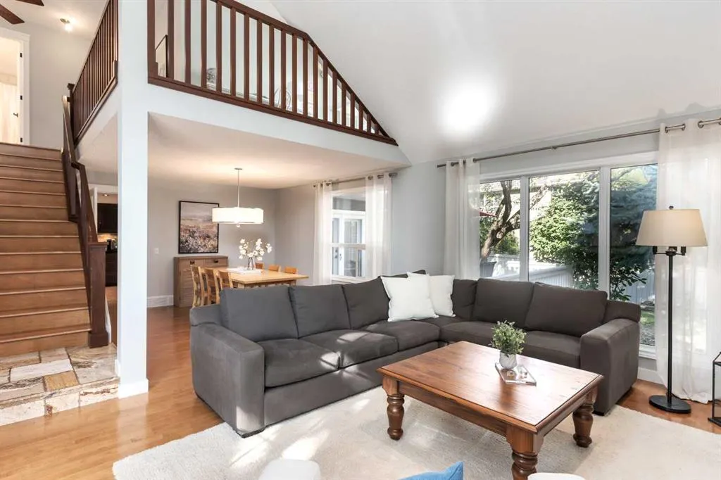 4 Wood Willow Place SW