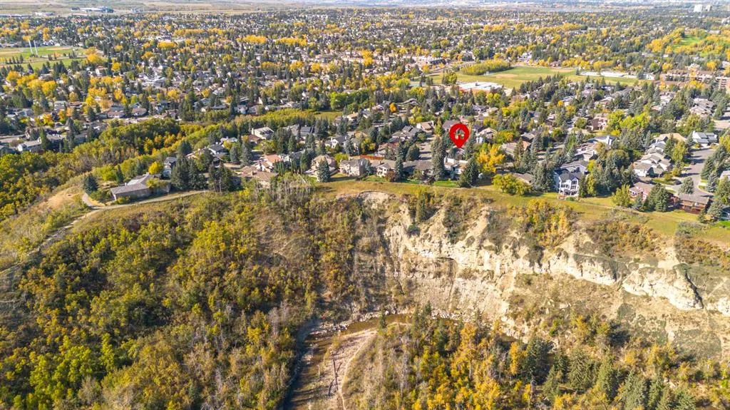 4 Wood Willow Place SW