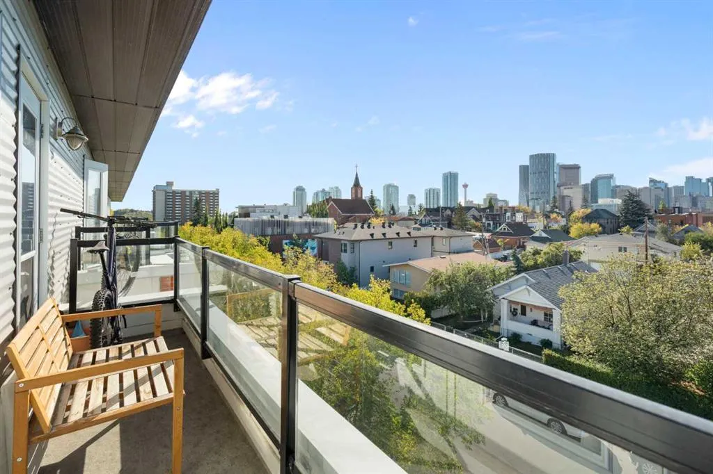 830 Centre Avenue NE, #406