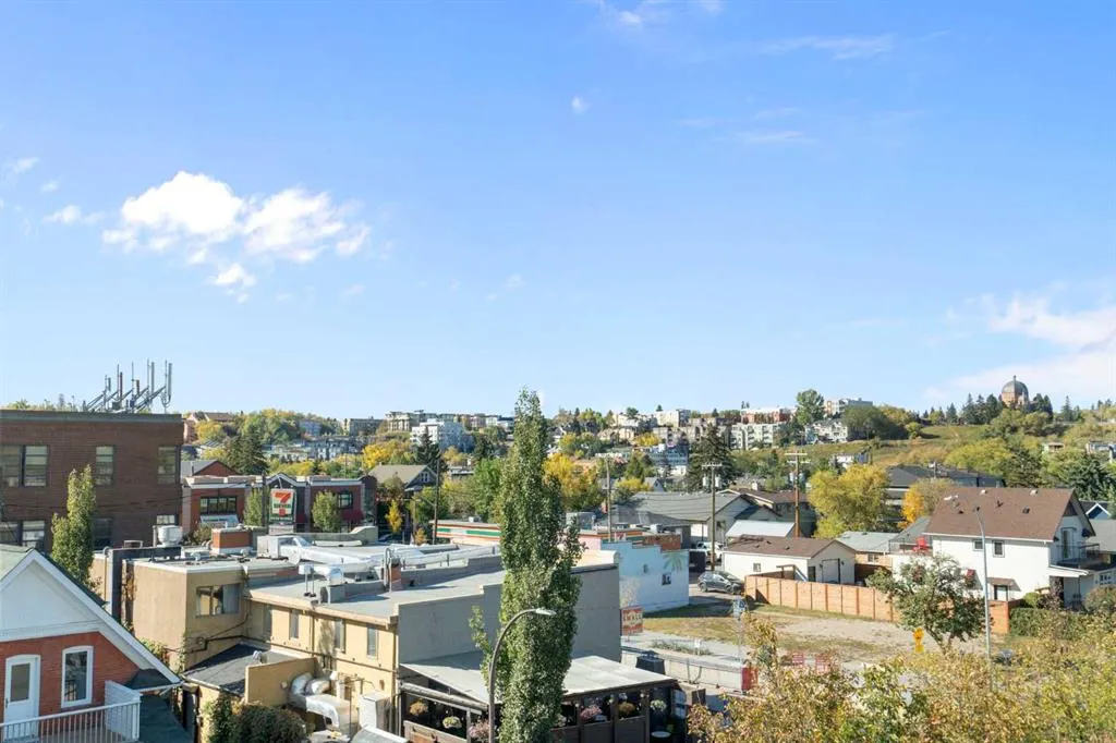 830 Centre Avenue NE, #406