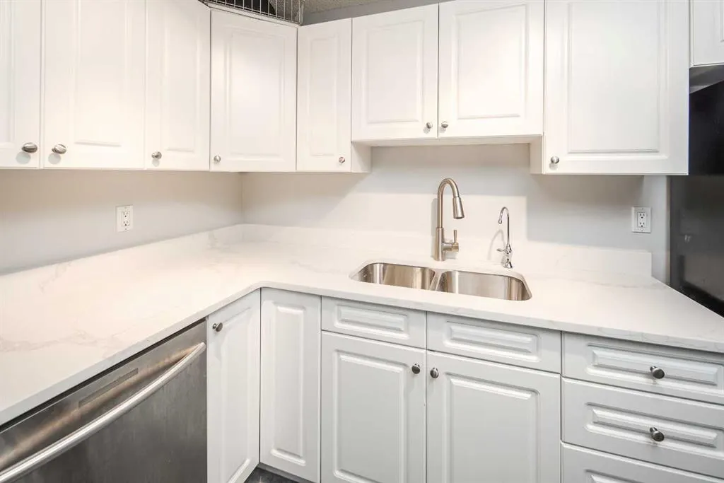 545 18 Avenue SW, #310