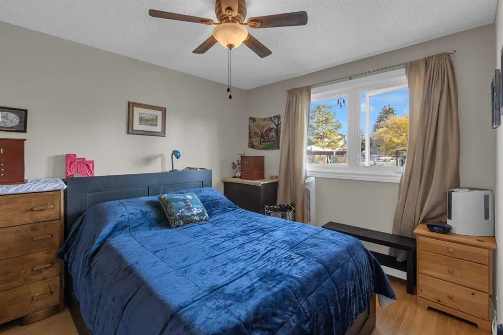 31 Rundlelawn Court NE