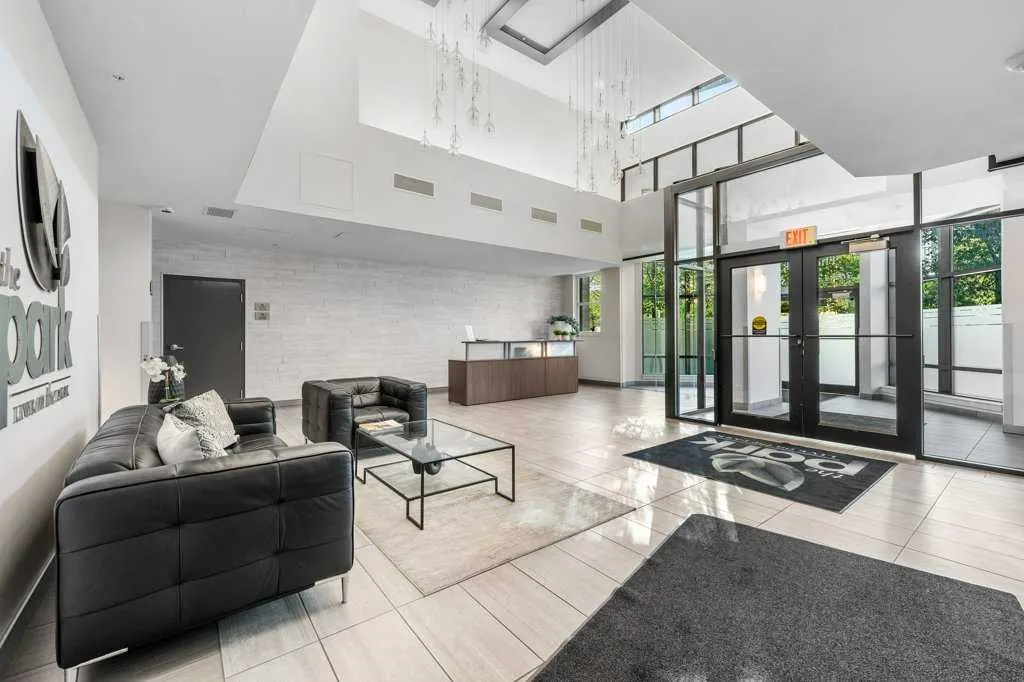 303 13 Avenue SW, #810