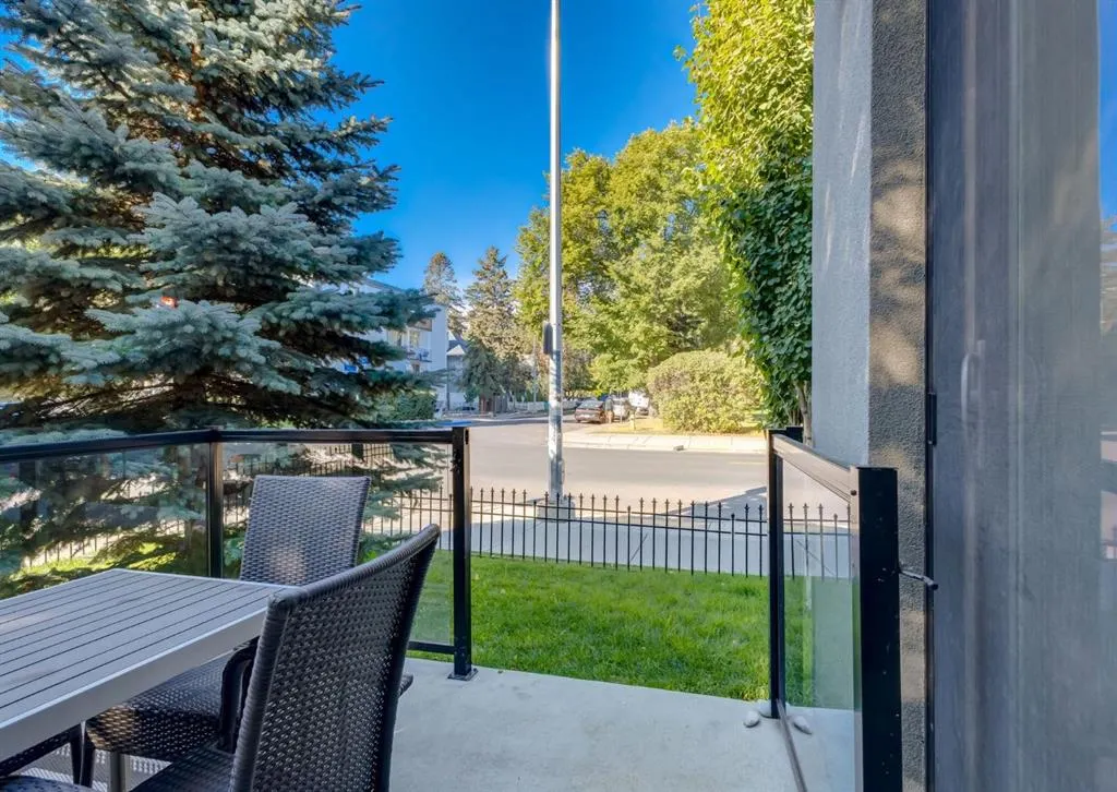2020 2 Street SW